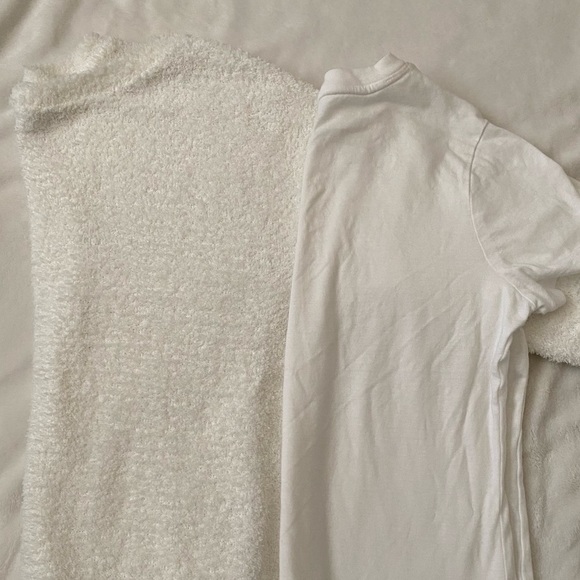 ⭐️ Stars Above Ivory Fuzzy Sweater XS - Picture 10 of 10